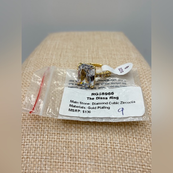 Bomb Party Jewelry - NWT SZ 9 Bomb Party The Diana Ring Gold Plated